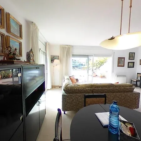 Apart Atico Duplex Coral 아파트 *