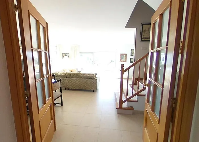 Charming With Shared Pool Views Apartamento Sitges