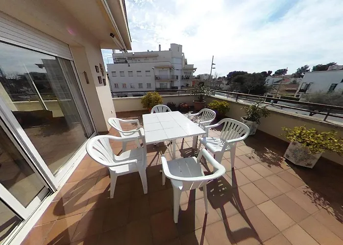 Apartamento Charming With Shared Pool Views