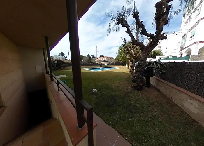 Charming With Shared Pool Views Apartamento *